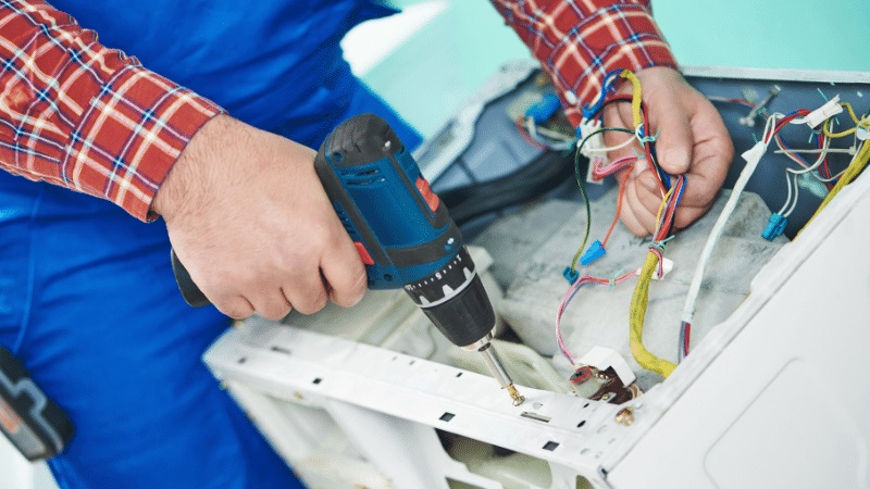 Bahçelievler Awox Awox çamaşır makinesi kart tamiri – Su almama arızası orijinal parça ile giderildi. - Teknik servis örneği